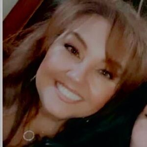 Meet your Posher, Gina